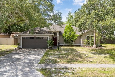 Casa en venta en Deltona, Florida, 4 dormitorios, 184.6 m2 № 1829411 - foto 4