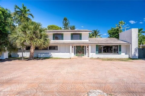 House in Fort Lauderdale, Florida 5 bedrooms, 330.82 sq.m. № 1182069 - photo 1
