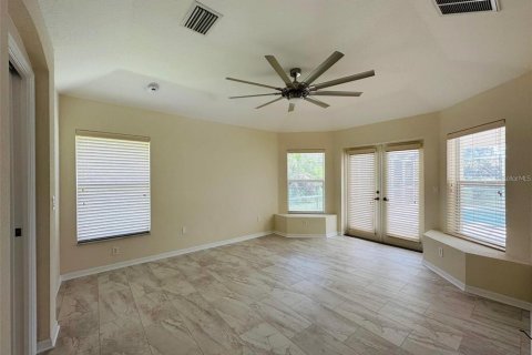 Casa en alquiler en Port Charlotte, Florida, 5 dormitorios, 221.29 m2 № 1825348 - foto 13