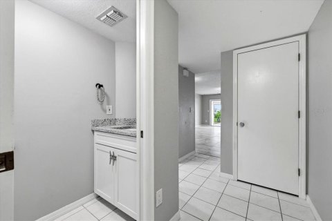 Villa ou maison à vendre à Seminole, Floride: 2 chambres, 123.56 m2 № 2110374 - photo 22
