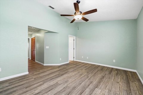 Villa ou maison à vendre à Seminole, Floride: 2 chambres, 123.56 m2 № 2110374 - photo 30