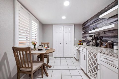 Villa ou maison à vendre à Seminole, Floride: 2 chambres, 123.56 m2 № 2110374 - photo 17