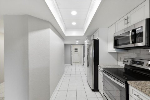 Villa ou maison à vendre à Seminole, Floride: 2 chambres, 123.56 m2 № 2110374 - photo 19