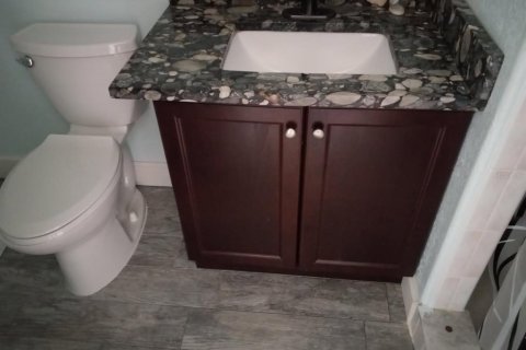 Casa en venta en Cocoa Beach, Florida, 3 dormitorios, 128.67 m2 № 1873465 - foto 14