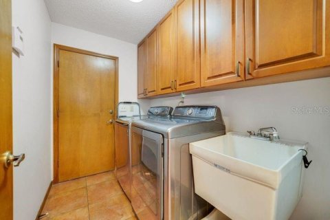 Casa en venta en Longwood, Florida, 4 dormitorios, 226.22 m2 № 1736683 - foto 11