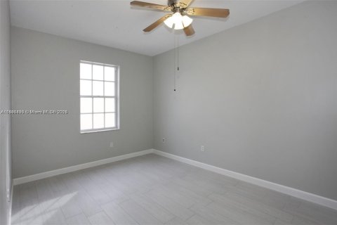 Copropriété à louer à Coral Gables, Floride: 2 chambres, 108.7 m2 № 1947668 - photo 11