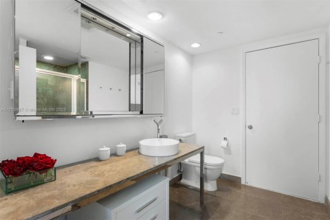 Copropriété à louer à Miami, Floride: 2 chambres, 134.71 m2 № 1960067 - photo 16