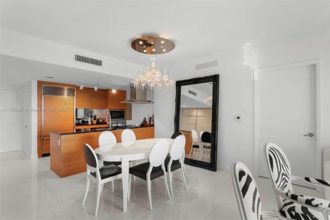 Copropriété à louer à Miami, Floride: 2 chambres, 134.71 m2 № 1960067 - photo 6