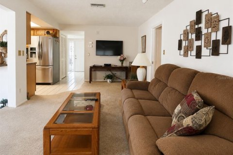House in Palm Harbor, Florida 2 bedrooms, 126.44 sq.m. № 2236168 - photo 8