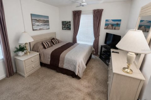 House in Palm Harbor, Florida 2 bedrooms, 126.44 sq.m. № 2236168 - photo 11