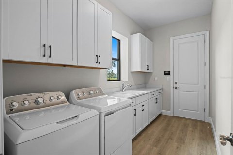 Casa en venta en Sarasota, Florida, 2 dormitorios, 256.22 m2 № 1900092 - foto 22