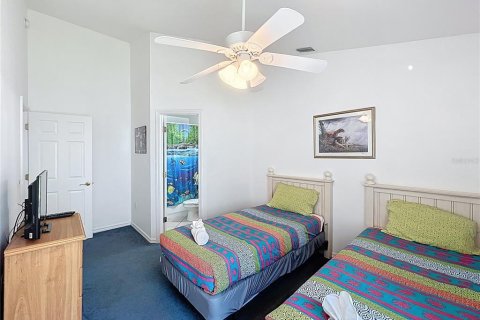 House in Davenport, Florida 5 bedrooms, 187.01 sq.m. № 1918873 - photo 25
