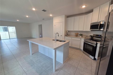 Casa en venta en Winter Haven, Florida, 3 dormitorios, 156.08 m2 № 2096135 - foto 2