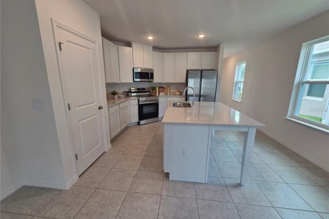 Casa en venta en Winter Haven, Florida, 3 dormitorios, 156.08 m2 № 2096135 - foto 4