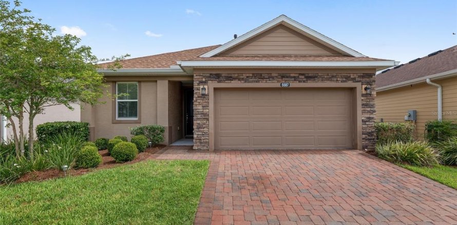 House in OCALA PRESERVE in Ocala, Florida 2 bedrooms, 138.61 sq.m. № 1771876