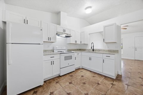Appartement à louer à Orlando, Floride: 2 chambres, 77.76 m2 № 2408389 - photo 7