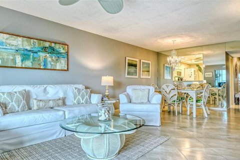 Condo in Sarasota, Florida, 2 bedrooms  № 1723825 - photo 17