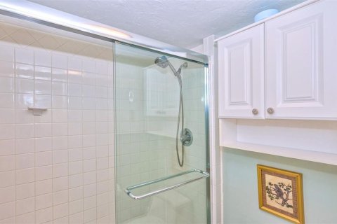 Condo in Sarasota, Florida, 2 bedrooms  № 1723825 - photo 23