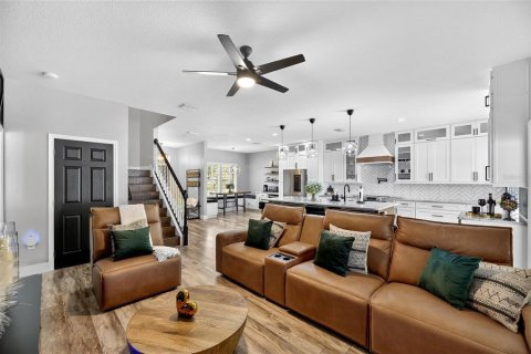 Casa en venta en Riverview, Florida, 5 dormitorios, 252.79 m2 № 1900313 - foto 10
