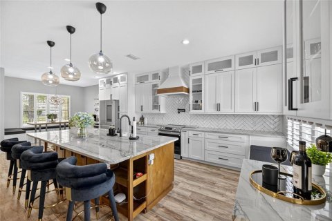 Купить виллу или дом в Ривервью, Флорида 7 комнат, 252.79м2, № 1900313 - фото 13
