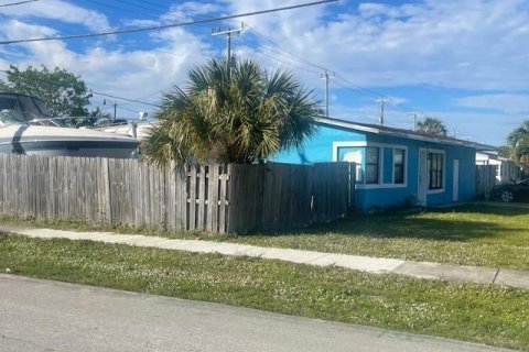 Casa en Pompano Beach, Florida 3 dormitorios, 117.15 m2 № 2154196