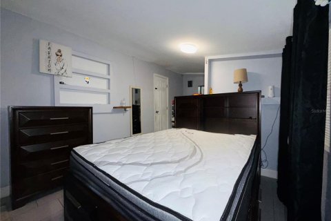 House in Kissimmee, Florida 4 bedrooms, 118.91 sq.m. № 2215515 - photo 18