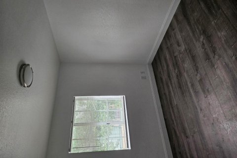 Appartement à louer à Palm Springs, Floride: 3 chambres, 124.67 m2 № 2241542 - photo 17