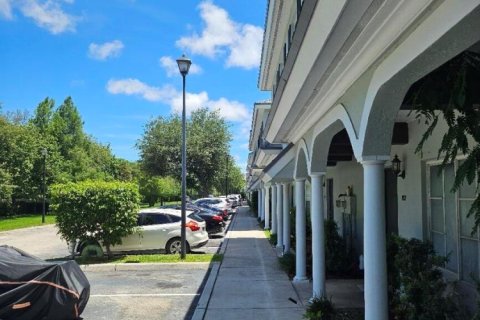 Appartement à louer à Palm Springs, Floride: 3 chambres, 124.67 m2 № 2241542 - photo 2