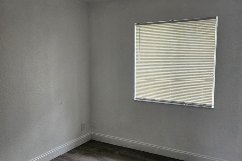 Appartement à louer à Palm Springs, Floride: 3 chambres, 124.67 m2 № 2241542 - photo 16
