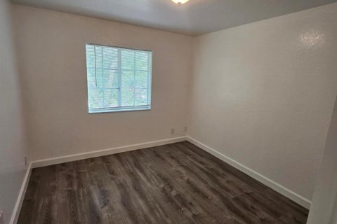 Appartement à louer à Palm Springs, Floride: 3 chambres, 124.67 m2 № 2241542 - photo 8