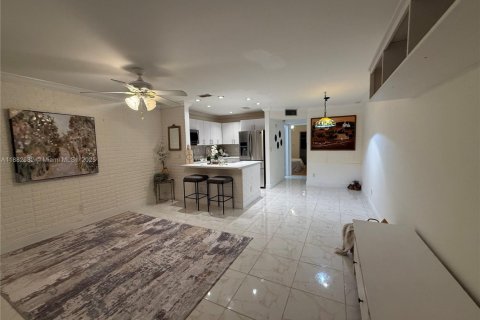 Купить кондоминиум в Санрайз, Флорида 1 спальня, 54.81м2, № 1931855 - фото 2