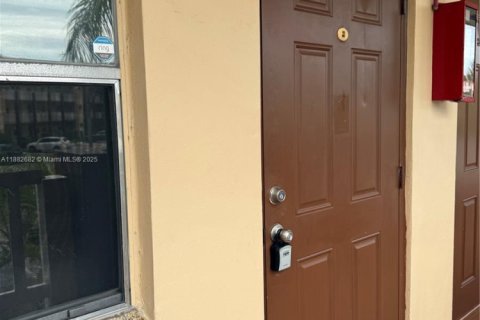 Купить кондоминиум в Санрайз, Флорида 1 спальня, 54.81м2, № 1931855 - фото 25