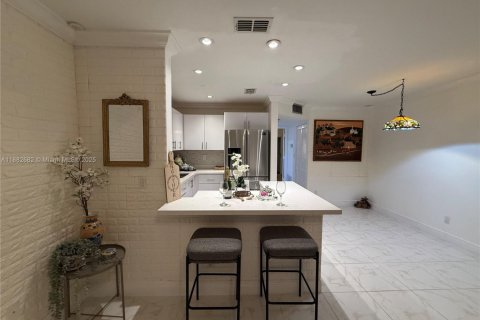 Купить кондоминиум в Санрайз, Флорида 1 спальня, 54.81м2, № 1931855 - фото 9