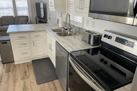 Appartement à louer à Clermont, Floride: 1 chambre, 44.69 m2 № 1816927 - photo 2
