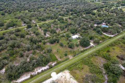 Land in Okeechobee, Florida № 2212640 - photo 16