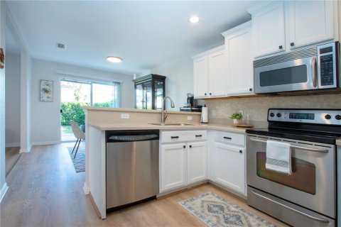 House in Bradenton, Florida 3 bedrooms, 168.9 sq.m. № 1651913 - photo 23