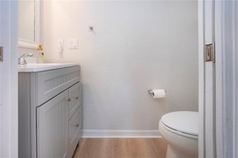 House in Bradenton, Florida 3 bedrooms, 168.9 sq.m. № 1651913 - photo 28