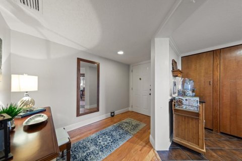 Condominio en venta en Clearwater, Florida, 2 dormitorios, 277.31 m2 № 2308971 - foto 9