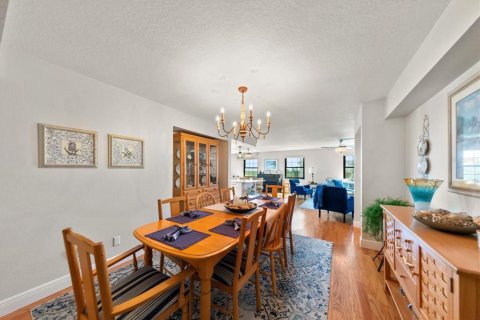 Condominio en venta en Clearwater, Florida, 2 dormitorios, 277.31 m2 № 2308971 - foto 25