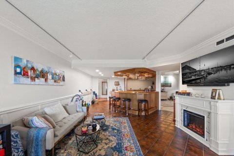 Condominio en venta en Clearwater, Florida, 2 dormitorios, 277.31 m2 № 2308971 - foto 13