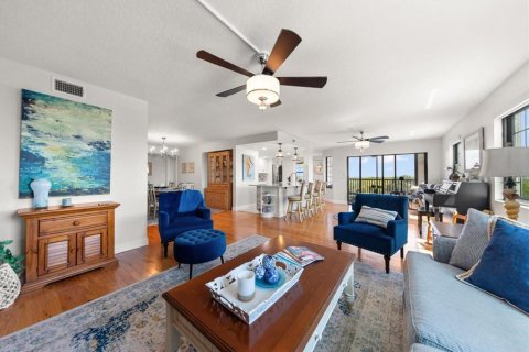 Condominio en venta en Clearwater, Florida, 2 dormitorios, 277.31 m2 № 2308971 - foto 28