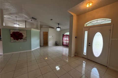 House in Ocala, Florida 3 bedrooms, 152.73 sq.m. № 1905638 - photo 4