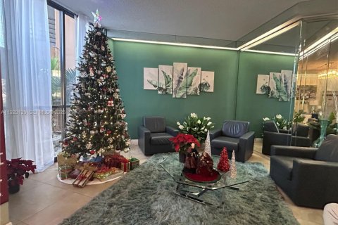 Condominio en venta en Pembroke Pines, Florida, 1 dormitorio, 72.46 m2 № 2034231 - foto 26