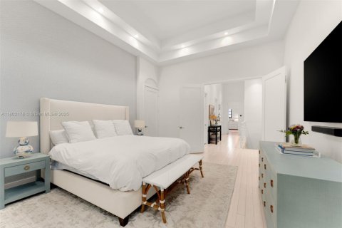 Condo in Coral Gables, Florida, 3 bedrooms  № 1743961 - photo 21