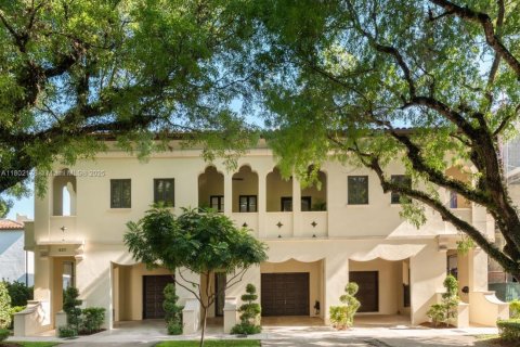 Condo in Coral Gables, Florida, 3 bedrooms  № 1743961 - photo 22