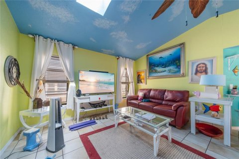 Casa en venta en Punta Gorda, Florida, 3 dormitorios, 188.31 m2 № 1522011 - foto 11