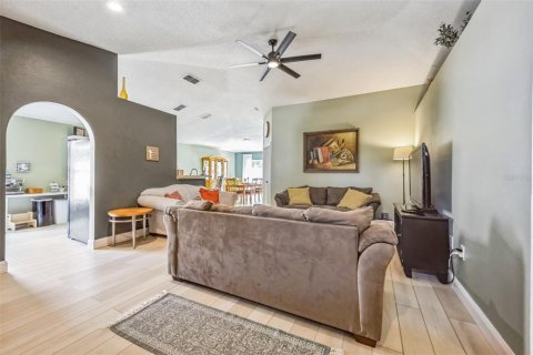 Casa en venta en Gibsonton, Florida, 3 dormitorios, 135.73 m2 № 1598354 - foto 7