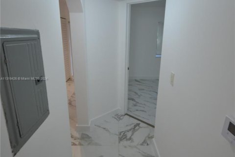 Купить кондоминиум в Хомстед, Флорида 2 спальни, 76.37м2, № 2035767 - фото 16