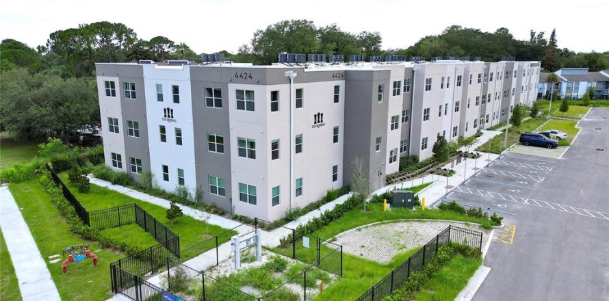 Condo à Orlando, Floride, 3 chambres № 2227461