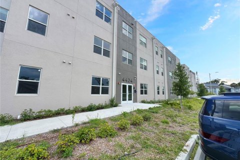 Copropriété à vendre à Orlando, Floride: 3 chambres, 110.37 m2 № 2227461 - photo 30